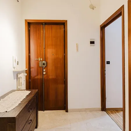 Cozy - 2 Bedrooms