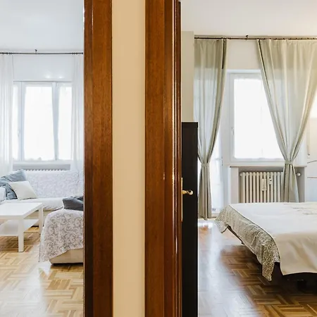 Apartman Cozy - 2 Bedrooms Cuneo