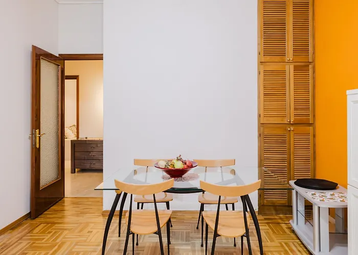 Cozy - 2 Bedrooms * קונאו