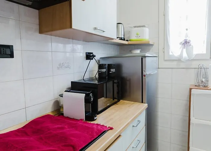 Cozy - 2 Bedrooms