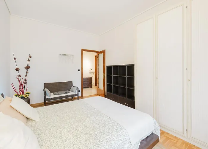Cozy - 2 Bedrooms